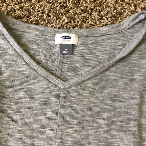 Old navy gray shirt - Picture 2 of 2
